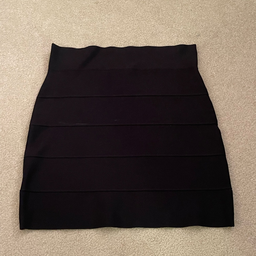 BCBGmaxazria women’s bandaged black skirt